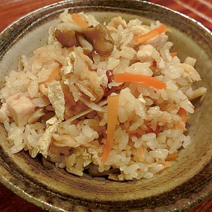 超簡単 鶏ゴボウの炊き込みご飯 レシピ 作り方 By ネコの手 楽天レシピ 超簡単 鶏ゴボウの炊き込みご飯 レシピ 作り方 By ネコの手 楽天レシピ